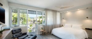 Heart Hotel & Gallery Whitsundays - Tour Australia In Style - Australia Travel