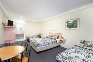 Yungaburra Park Motel - Yungaburra Park Motel